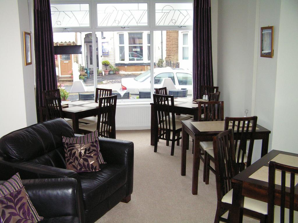 Devon Guest House Blackpool Extérieur photo